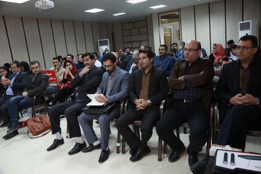 اعتراض مدنی به انتخاب «اردکانیان»در کابینه دوازدهم+تصاویر اعتراض مدنی به انتخاب «اردکانیان»در کابینه دوازدهم+تصاویر
