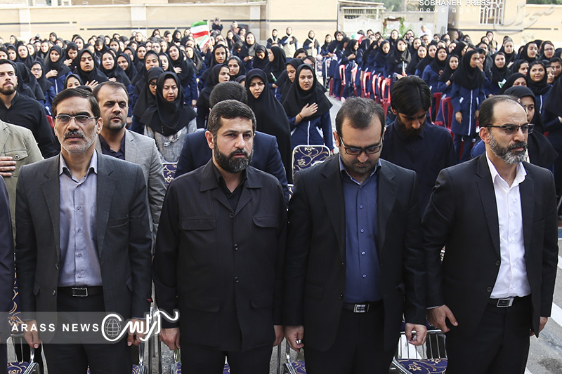 گزارش تصویری / بازدید استاندار از هنرستان دخترانه حضرت آمنه و نواختن زنگ پدافند غیر عامل