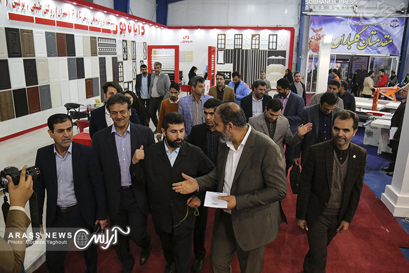 افتتاح نمایشگاه دستاوردهای پژوهشی و فن آوری خوزستان با حضور استاندار خوزستان به روایت تصویر