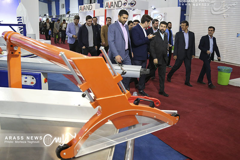افتتاح نمایشگاه دستاوردهای پژوهشی و فن آوری خوزستان با حضور استاندار خوزستان به روایت تصویر