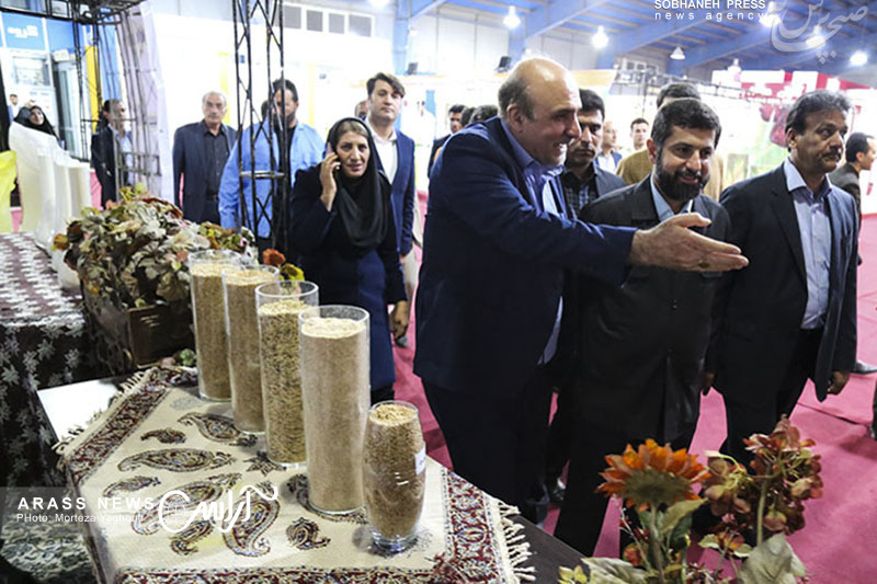 افتتاح نمایشگاه دستاوردهای پژوهشی و فن آوری خوزستان با حضور استاندار خوزستان به روایت تصویر