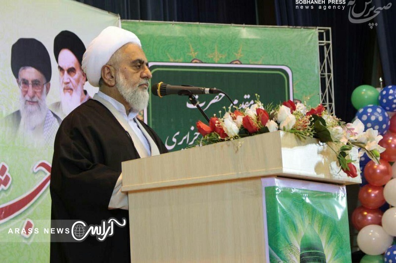 سخنرانی عالمانه  و وحدت بخش حجه الاسلام والمسلمین حاج حیدرحجتی نیا پیرامون تشیع دربختیاری درجشن بزرگ ربیع بختیاری