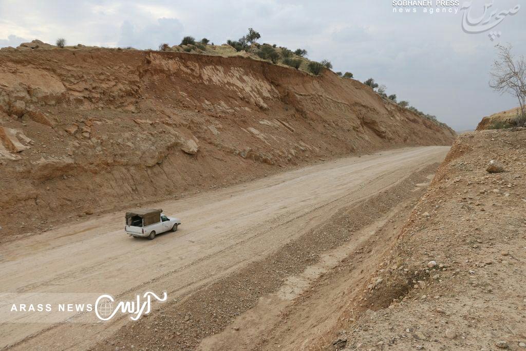 بازدید استاندار خوزستان از مناطق دورافتاده و روستاهای محروم شهرستان مسجدسلیمان به روایت تصویر
