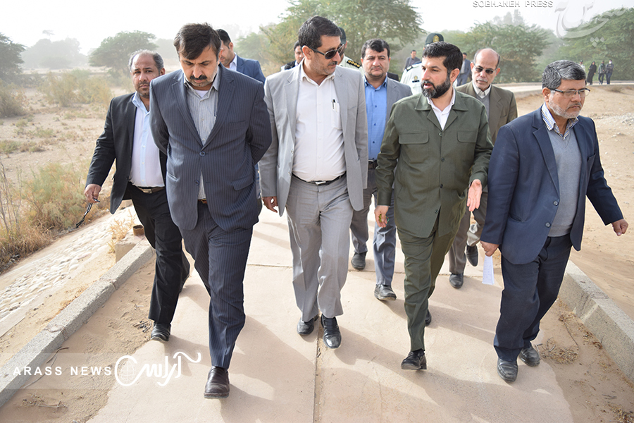 گزارش تصویری آراس از آغاز عملیات مالچ پاشی شنزارهای خوزستان