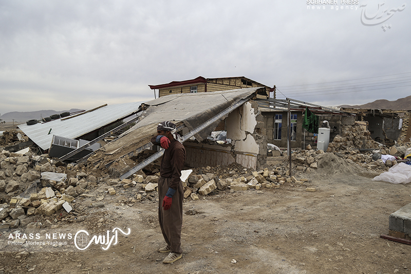 فاجعه تلخ زلزله کرمانشاه  روستای کوئیک حسن، سرپل ذهاب یک ماه پس از وقوع آن به روایت عکاس آراس +تصاویر