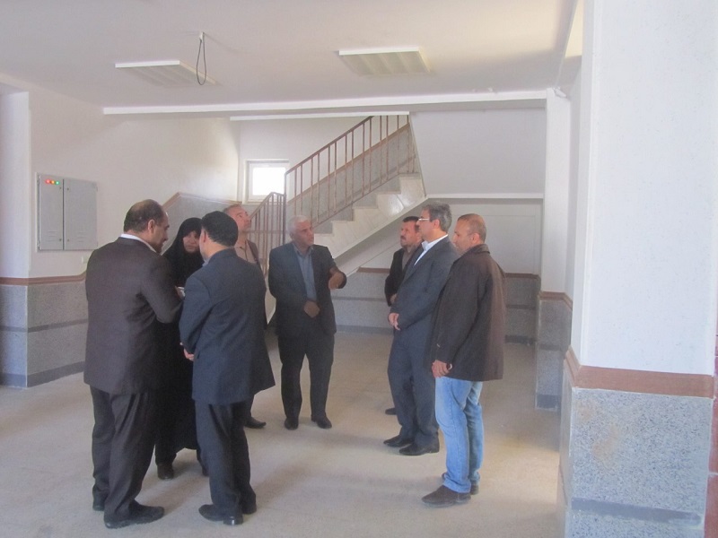 بازدید مدیر کل نوسازی مدارس خوزستان از پروژه های خیری شهرستان بهبهان