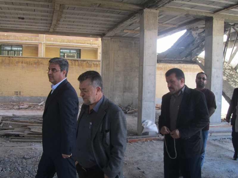 بازدید مدیر کل نوسازی مدارس خوزستان از پروژه های خیری شهرستان بهبهان