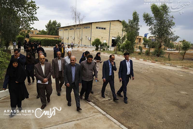 گزارش تصویری / بازدید رییس دانشکده فنی و حرفه ای کشور از دانشکده فنی و حرفه ای دختران اهواز