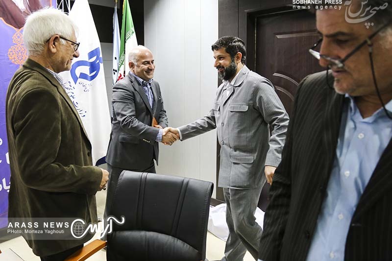 گزارش تصویری / مراسم انعقاد تفاهم نامه و کلنگ زنی پروژه توسعه،نوسازی و بهسازی دانشکده فنی و حرفه ای دانشگاه شهیدچمران اهواز به روایت تصویر
