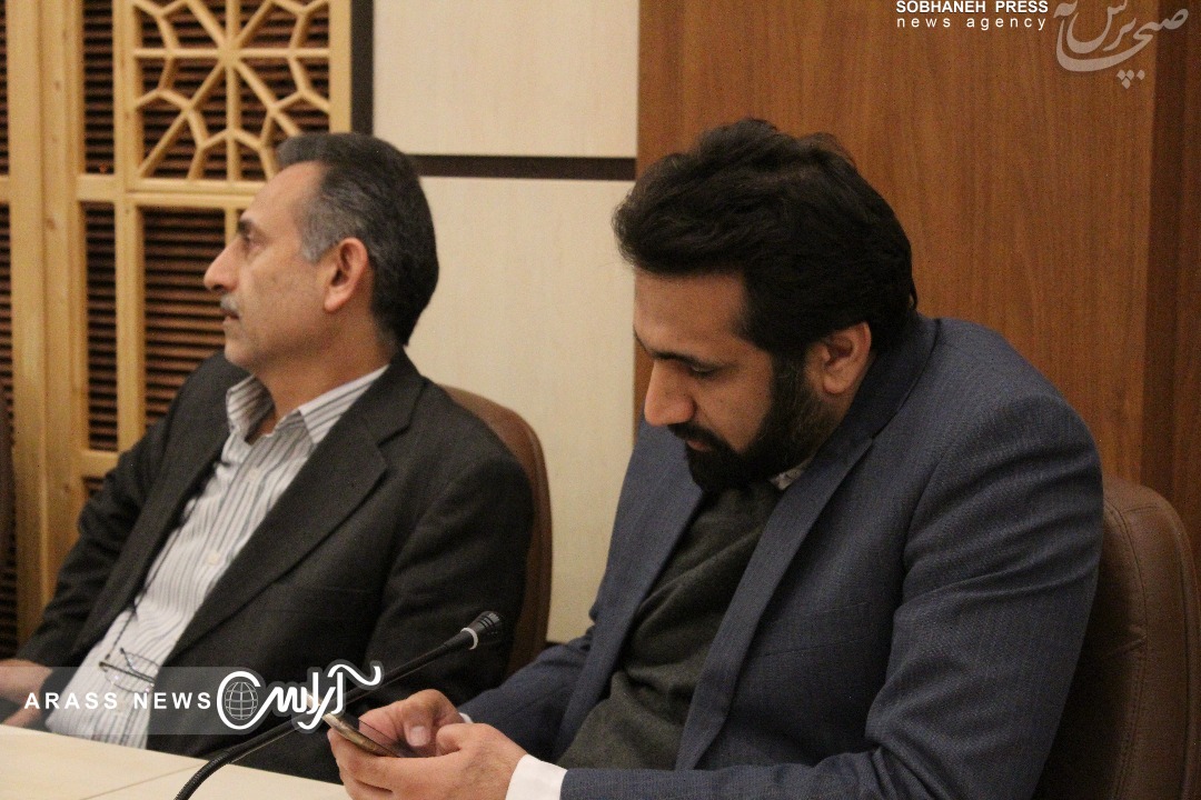 گزارش تصویری/دیدار احزاب اصلاح طلب و اعتدالگرای استان با استاندار خوزستان