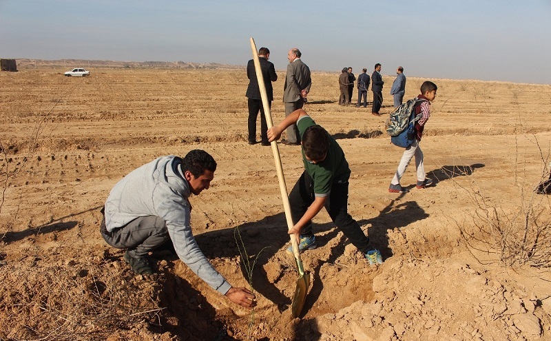 تکمیل کمربند سبز اهواز مانع تصرفات غیرمجاز زمین می شود