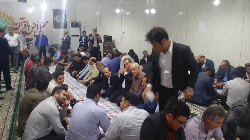 استقبال چشمگیر روزه داران عزیزازمحفل انس باقرآن هیئت شهید بهنام محمدی+تصاویر