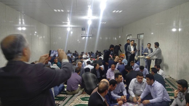 استقبال چشمگیر روزه داران عزیزازمحفل انس باقرآن هیئت شهید بهنام محمدی+تصاویر