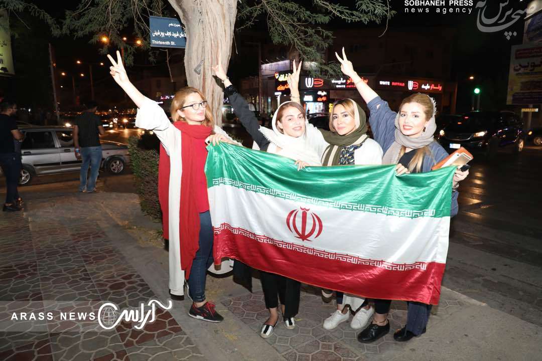شادی شهروندان اهوازی در پی پیروزی تیم ملی کشورمان مقابل مراکش