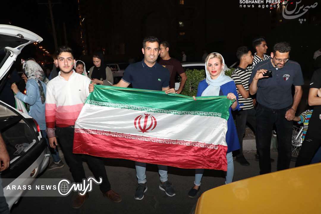 شادی شهروندان اهوازی در پی پیروزی تیم ملی کشورمان مقابل مراکش