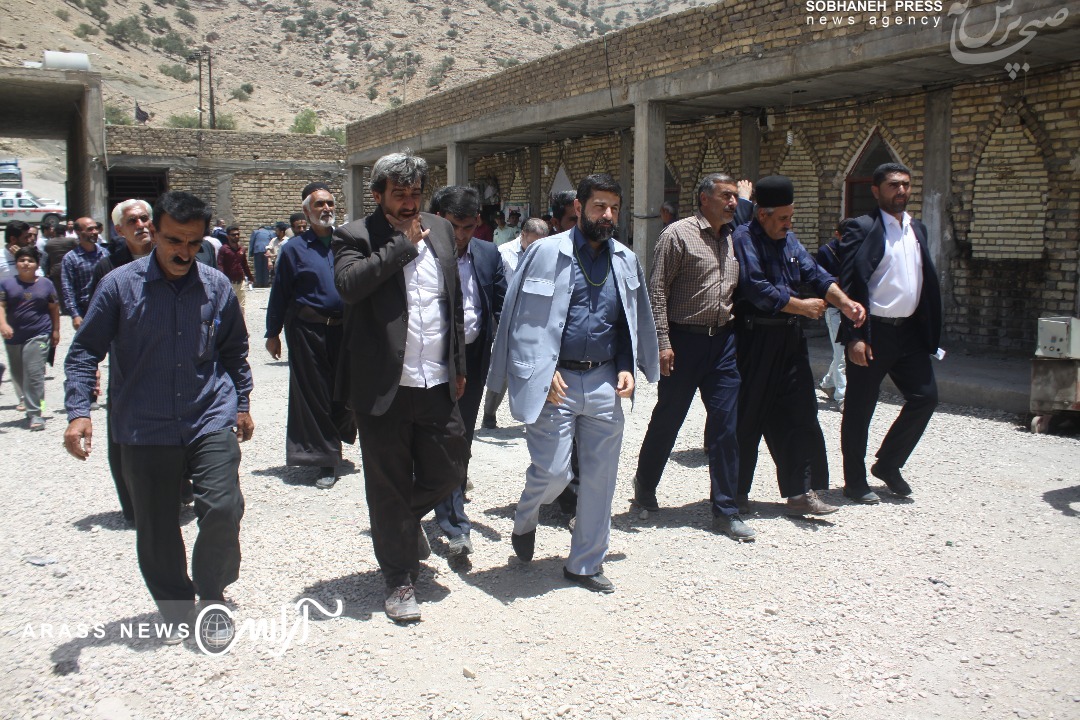 گزارش تصویری/بازدید استاندار خوزستان از روستای کارتا در جوار بقعه متبرکه  امامزاده سلطان ابراهیم شهرستان  ایذه
