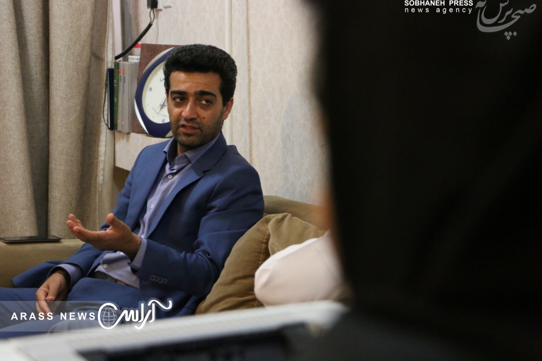 مواضع مناسب و مدبرانه گروه رسانه ای آراس در تزریق امید و نشاط در جامعه استانی از ویژگی های شاخص این مجموعه است