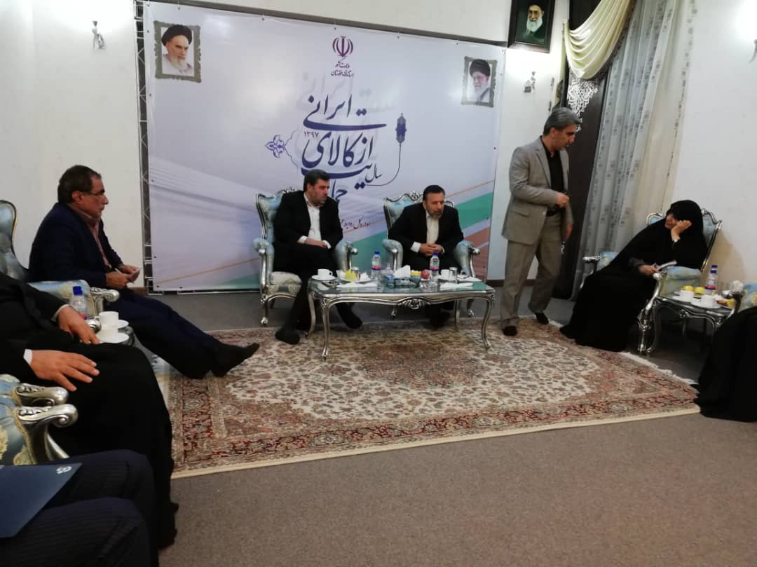 نشست صمیمانه اعضای شورای مرکزی حزب اعتدال و توسعه خوزستان با حضور واعظی