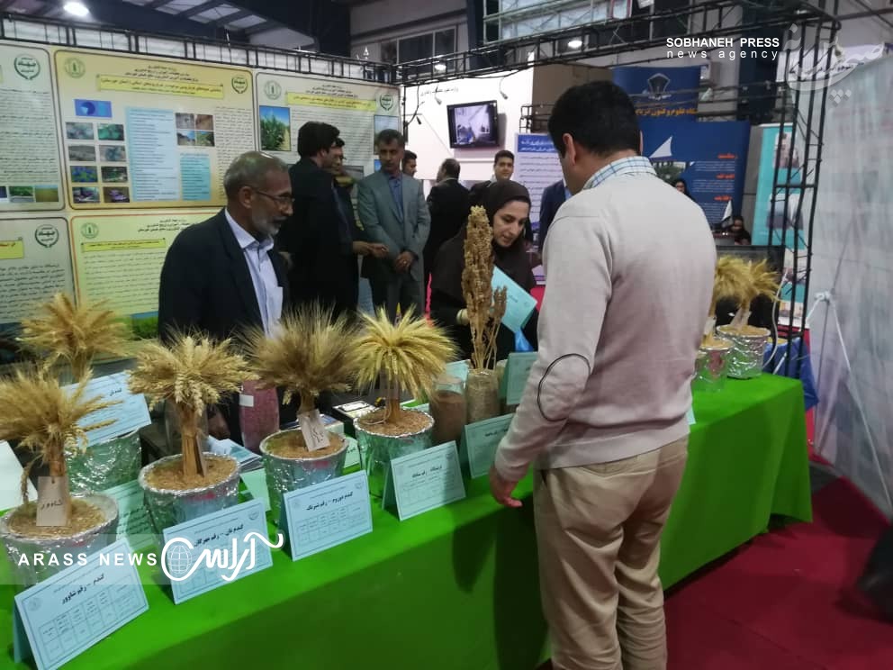 گزارش تصویری/هشتمین نمایشگاه توانمندی های صنعتی، تولیدی و خدمات فنی، مهندسی استان خوزستان با حضور آیت الله جزایری نماینده ولی فقیه در استان خوزستان و غلامرضا شریعتی استاندار افتتاح شد