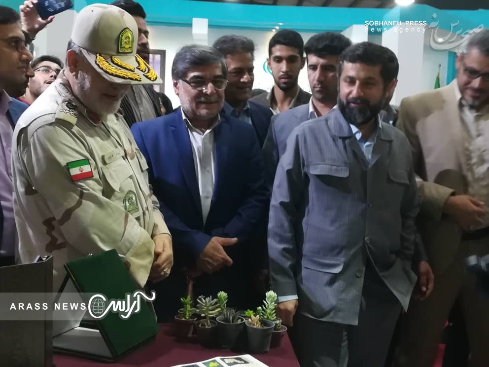 گزارش تصویری/هشتمین نمایشگاه توانمندی های صنعتی، تولیدی و خدمات فنی، مهندسی استان خوزستان با حضور آیت الله جزایری نماینده ولی فقیه در استان خوزستان و غلامرضا شریعتی استاندار افتتاح شد