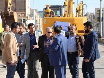گزارش تصویری/احداث ۲۱۰۰متر خط انتقال فاضلاب و آب های سطحی در خیابان انقلاب حد فاصل تقاطع سروش تا امیرکبیر