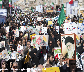 مردم اهواز در راهپیمایی 22 بهمن حضور بهم رساندند