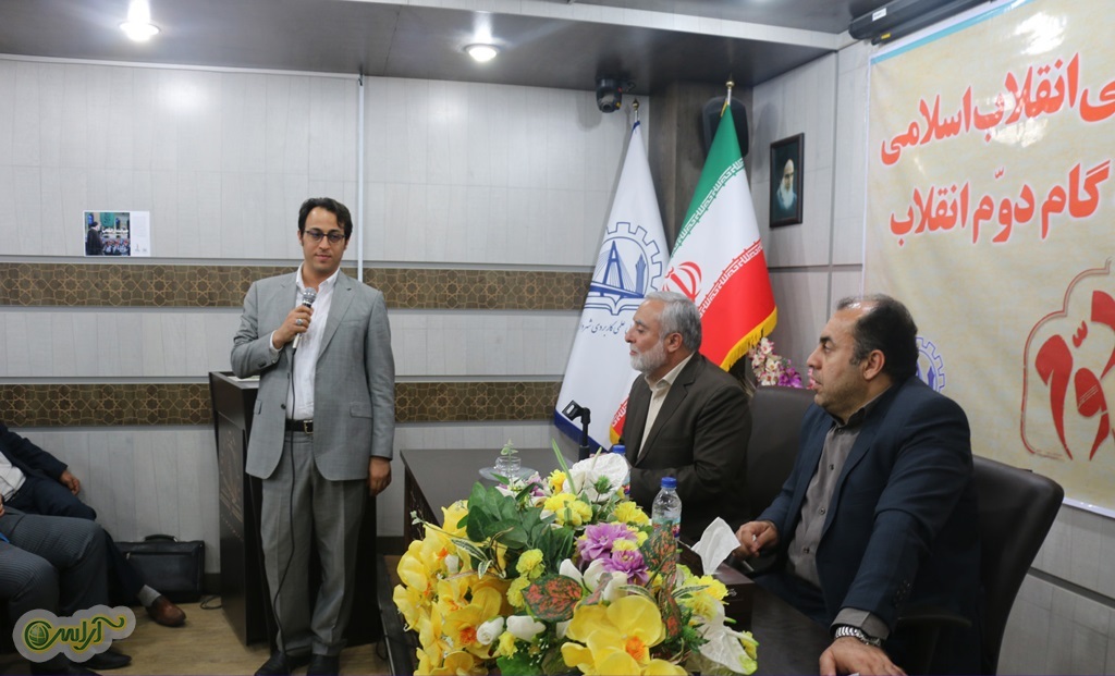 همایش تبیین بیانیه گام دوم انقلاب اسلامی در مرکز آموزش علمی کاربردی شهرداری اهواز