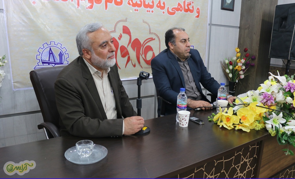 همایش تبیین بیانیه گام دوم انقلاب اسلامی در مرکز آموزش علمی کاربردی شهرداری اهواز