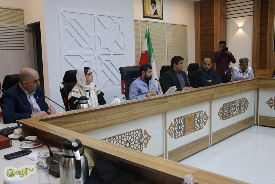 دیدار و نشست هیات ویژه سفیران اعزامی سازمان ملل متحد با استاندار خوزستان / شریعتی: بازتوانی اجتماعی و روانی زنان و کودکان سیل زده اولویت جدی دولت است