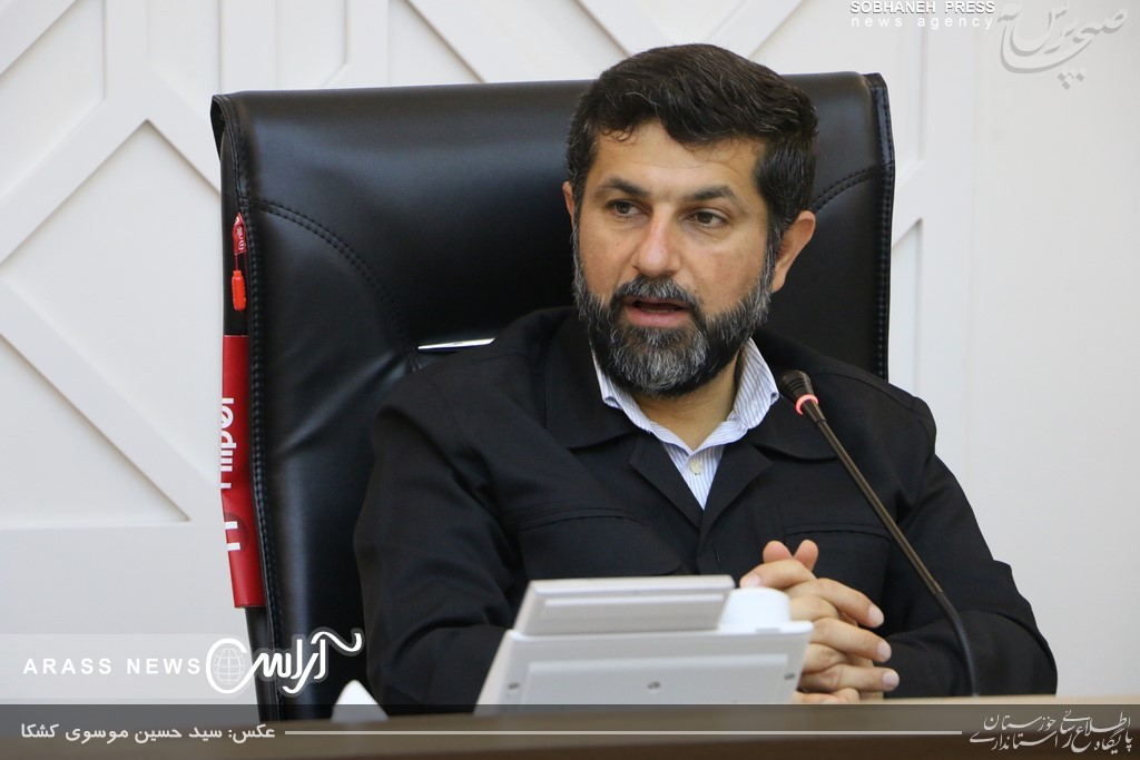 گزارش تصویری / جلسه تقدیر از نیرو های فعال روابط عمومی، حراست، امور بانوان و امور حقوقی استانداری در دوره بحران سیل