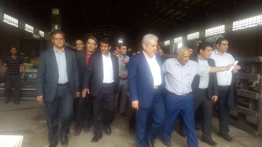 بازدید ستاری از 4 واحد صنعتی در شهرک شماره 2 اهواز