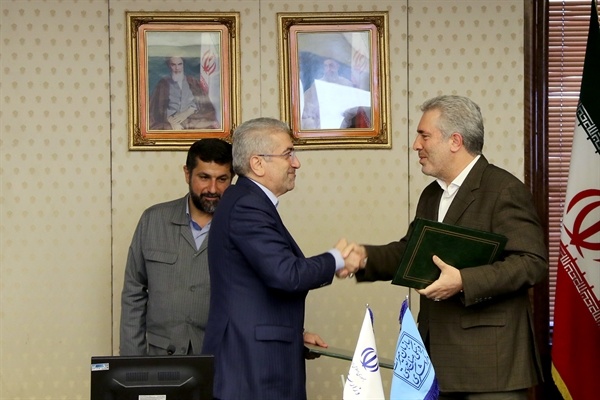 استاندارخوزستان در مراسم امضا تفاهم نامه گردشگری آبی: رود، سد و تالاب ظرفیت‌های گردشگری آبی خوزستان