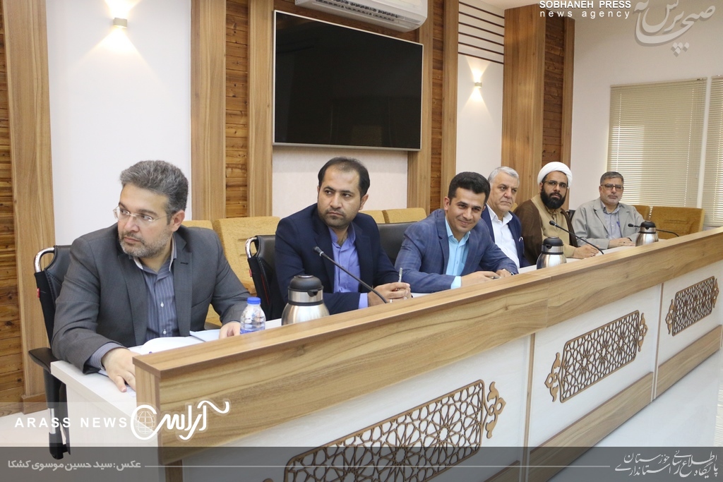 گزارش تصویری / جلسه توانمند سازی مناطق حاشیه اهواز با حضور استاندار خوزستان