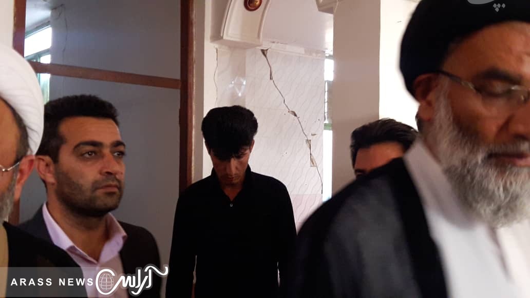 گزارش تصویری /بازدید امروز نماینده ولی فقیه در استان خوزستان و مدیر کل مدیریت بحران استانداری خوزستان از مناطق زلزله زده شهرستان مسجدسلیمان و گلگیر