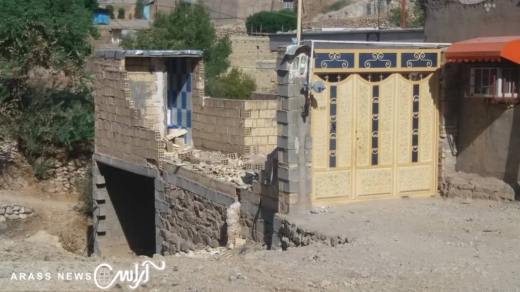 گزارش تصویری /بازدید  دکتر کیامرث حاجی زاده معاون توسعه مدیریت و منابع استانداری خوزستان از مناطق زلزله زده شهرستان مسجدسلیمان