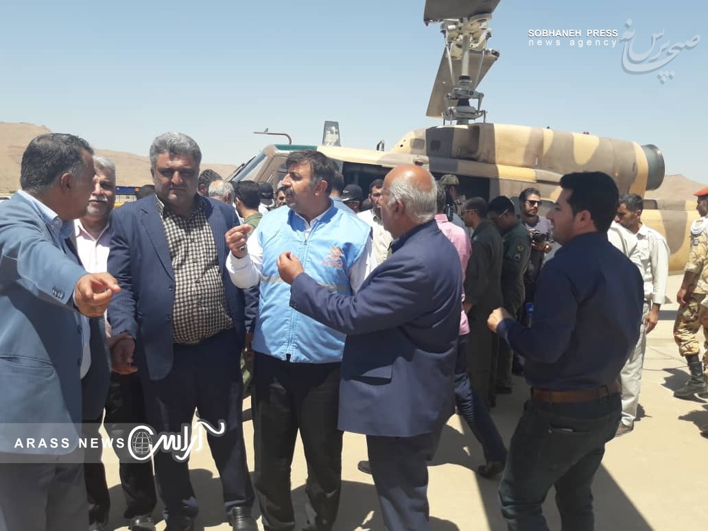 گزارش تصویری /بازدید  دکتر کیامرث حاجی زاده معاون توسعه مدیریت و منابع استانداری خوزستان از مناطق زلزله زده شهرستان مسجدسلیمان