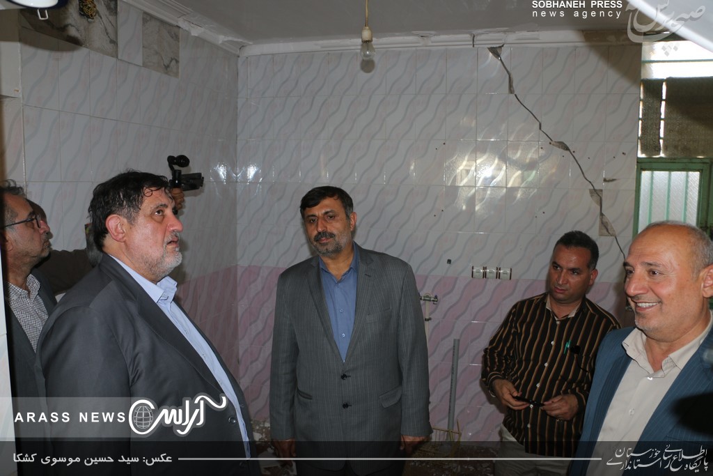 گزارش تصویری / بازدید رئیس سازمان مدیریت بحران کشور از مناطق زلزله زده مسجد سلیمان