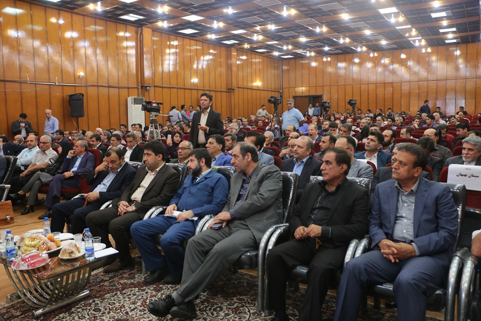 تاکید استاندار خوزستان بر ضرورت تلاش برای همگرایی دولت و بخش خصوصی