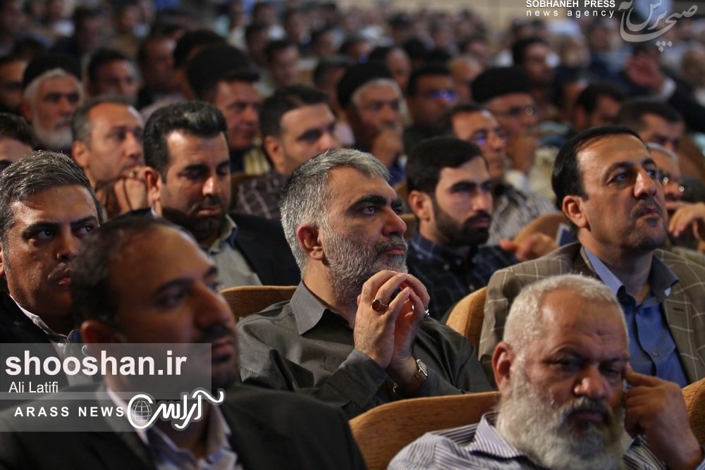 گزارش تصویری / مراسم معارفه شهردار جدید اهواز با حضور معاون عمران و توسعه امور شهری و روستایی وزیر کشور و استاندار خوزستان