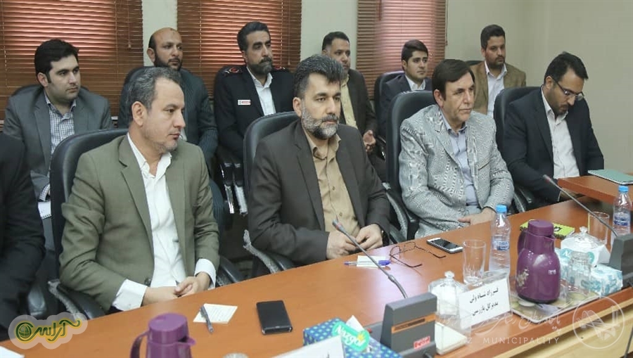 شهردار اهواز: استاندار خوزستان دلسوزانه در کنار مدیریت شهری است