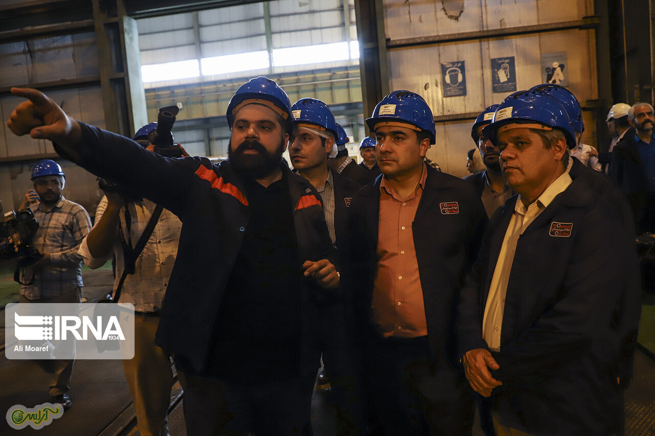 بازدید معاون امور توسعه و مهندسی مدیرعامل شرکت ملی نفت از کارخانه لوله سازی اهواز