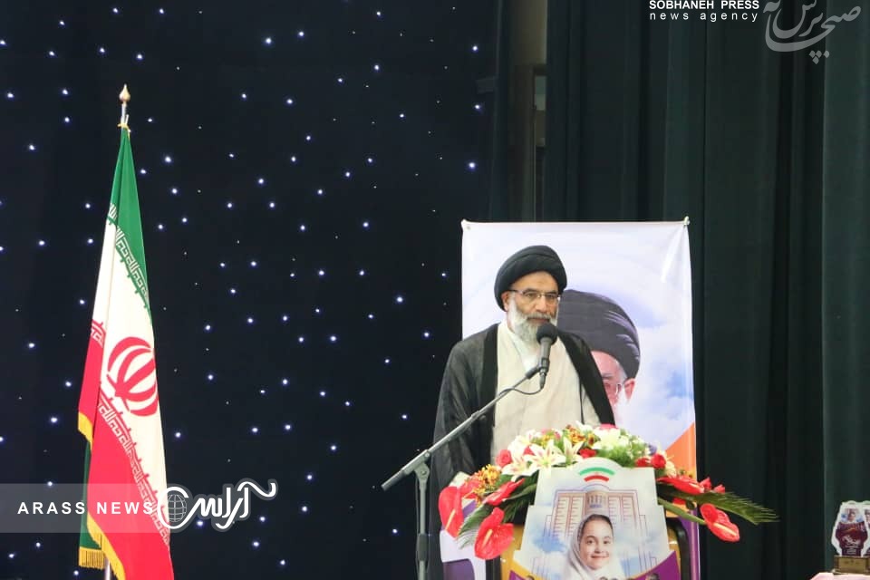 گزارش تصویری / جشنواره خیرین مدرسه ساز استان با حضور وزیر آموزش و پرورش و استاندار خوزستان