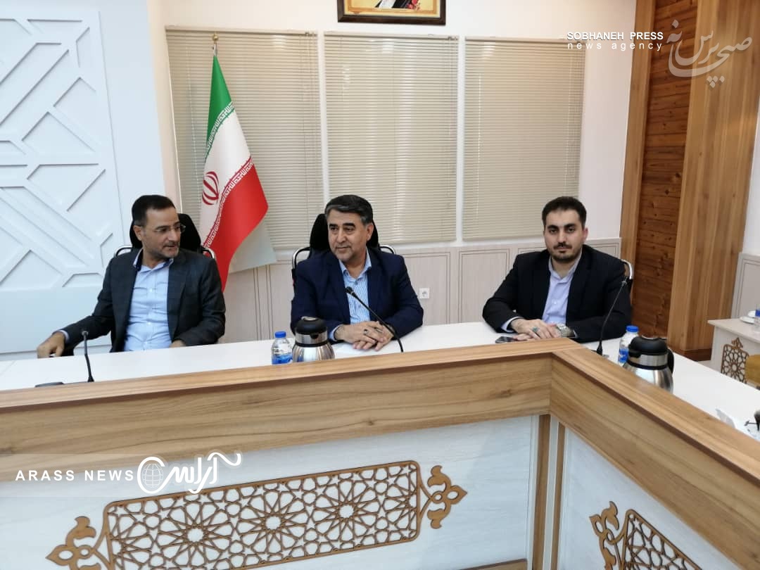 گزارش تصویری / نشست استاندار با فعالان احزاب و تشکل های سیاسی اصلاح طلب خوزستان
