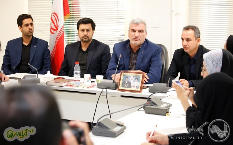1 میلیارد دلار برای تکمیل مترو اهواز لازم است