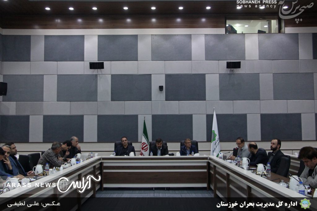 گزارش تصویری / جلسه کارگروه مقابله با گرد و غبار باحضور دبیر ستاد ملی و معاون استاندار
