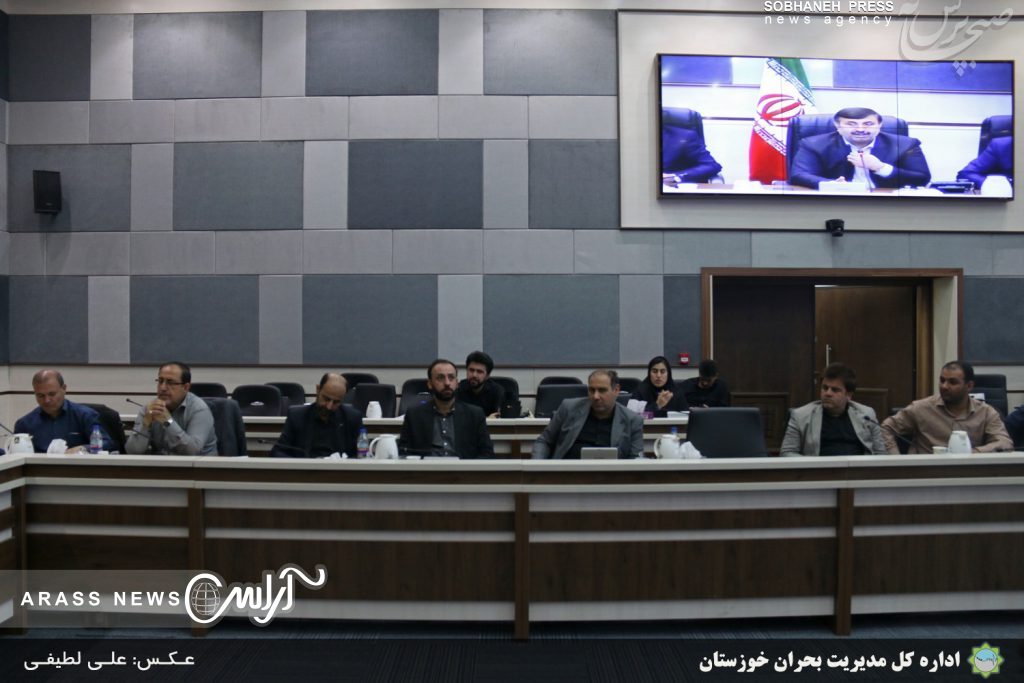 گزارش تصویری / جلسه کارگروه مقابله با گرد و غبار باحضور دبیر ستاد ملی و معاون استاندار