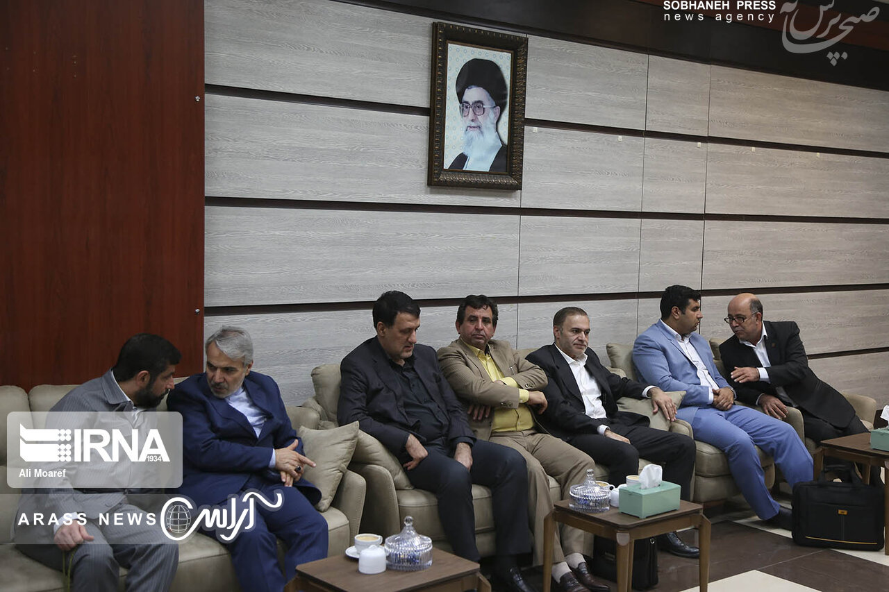 گزارش تصویری / ورود رئیس سازمان برنامه و بودجه کشور به استان خوزستان