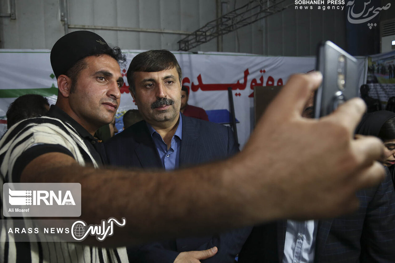 گزارش تصویری / آیین گشایش نمایشگاه بزرگداشت هفته دولت در اهواز