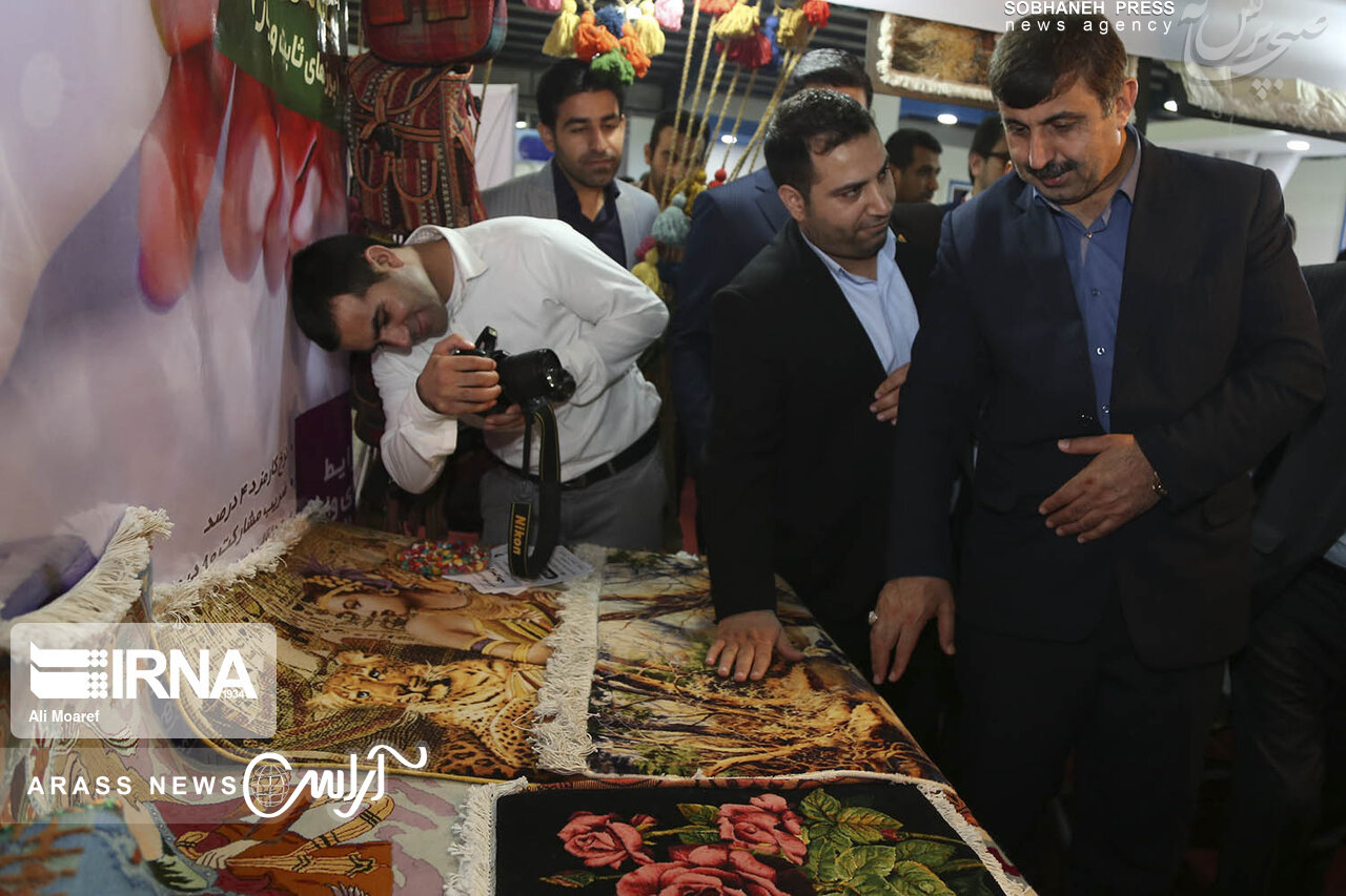 گزارش تصویری / آیین گشایش نمایشگاه بزرگداشت هفته دولت در اهواز