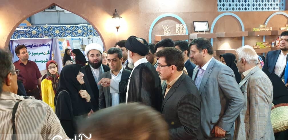 گزارش تصویری / بازدید حضرت حجت الاسلام والمسلمین نبی موسوی فرد نماینده ولی فقیه در استان خوزستان و امام جمعه اهواز از نمایشگاه دستاوردهای هفته دولت در خوزستان شهریور ۹۸